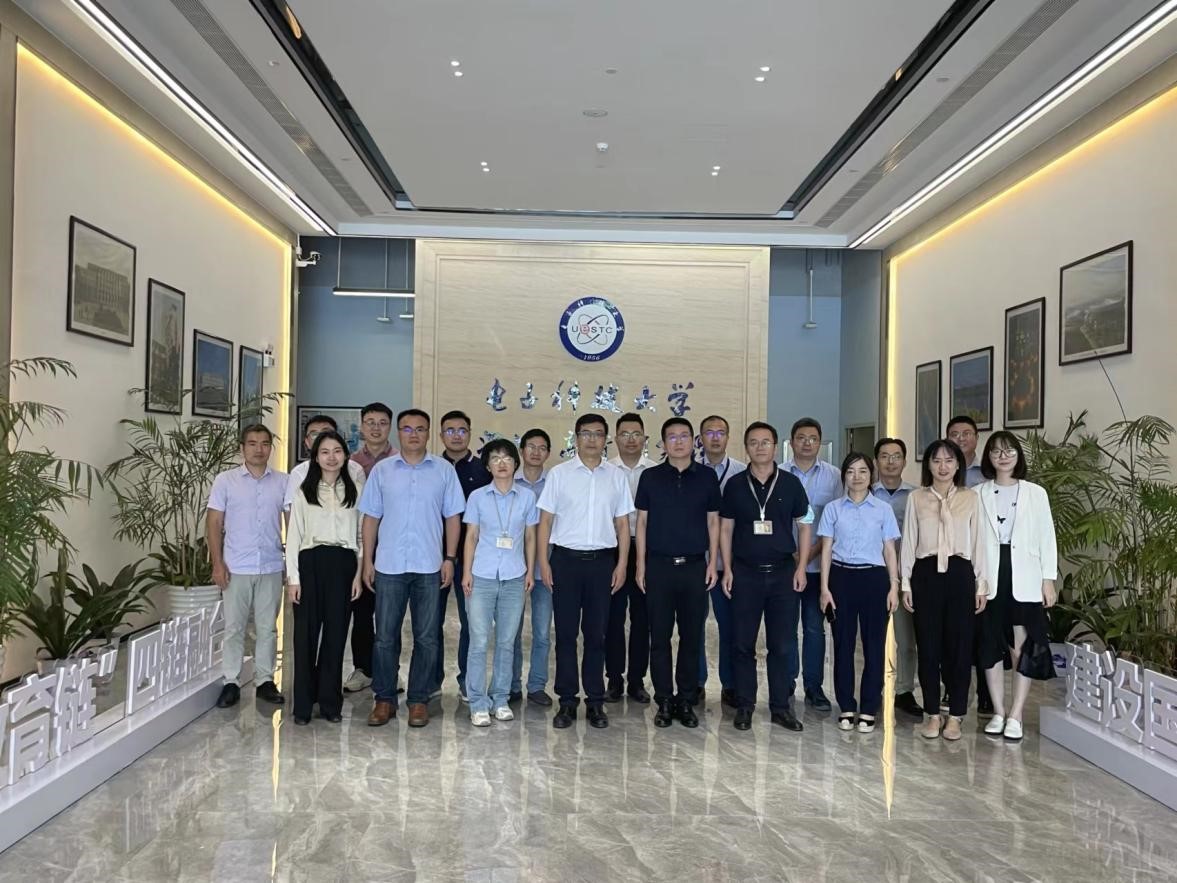 比亚迪电子第五事业部总经理吴震一行赴高研院洽谈合作
