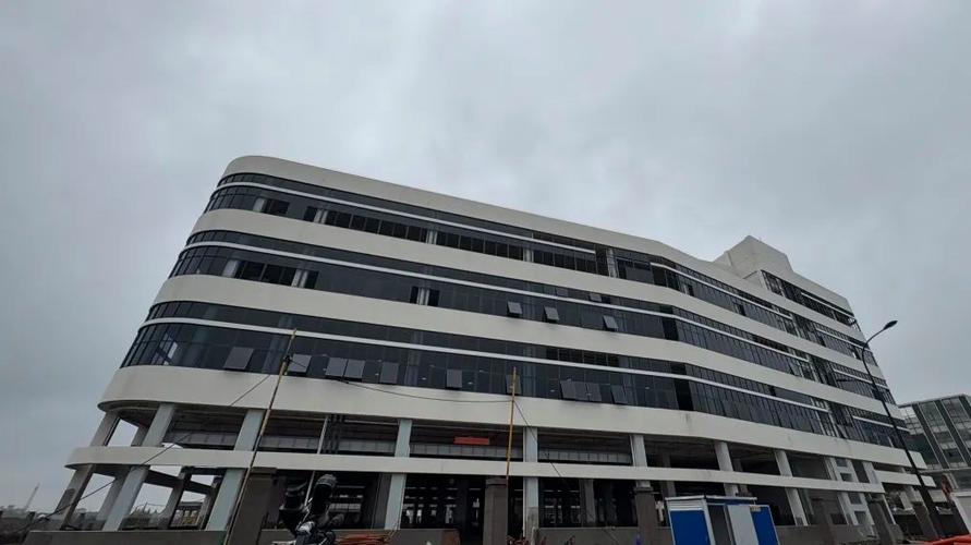 煜航石墨烯新材料"超级工厂"即将竣工投用